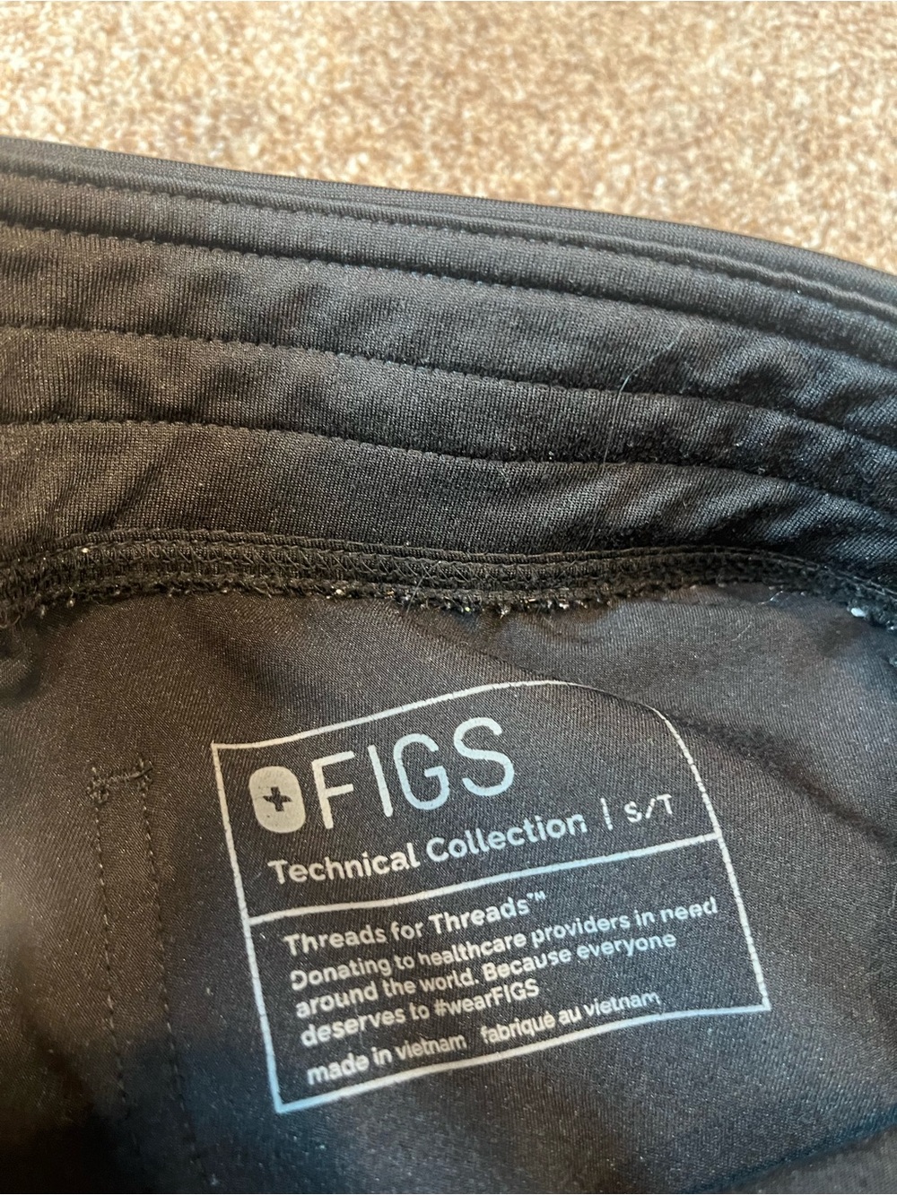 Figs Scrub Set - Picture 4 of 5